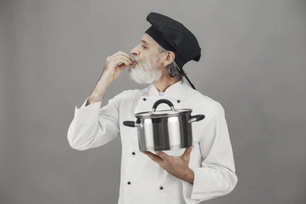 Oggi vi sveliamo quattro segreti professionali, pratici e sorprendenti, che possono rivoluzionare il vostro modo di cucinare.