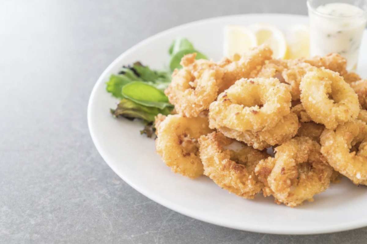 La frittura profonda ha visto una vera e propria evoluzione negli ultimi anni, anche grazie all’attenzione crescente verso la qualità