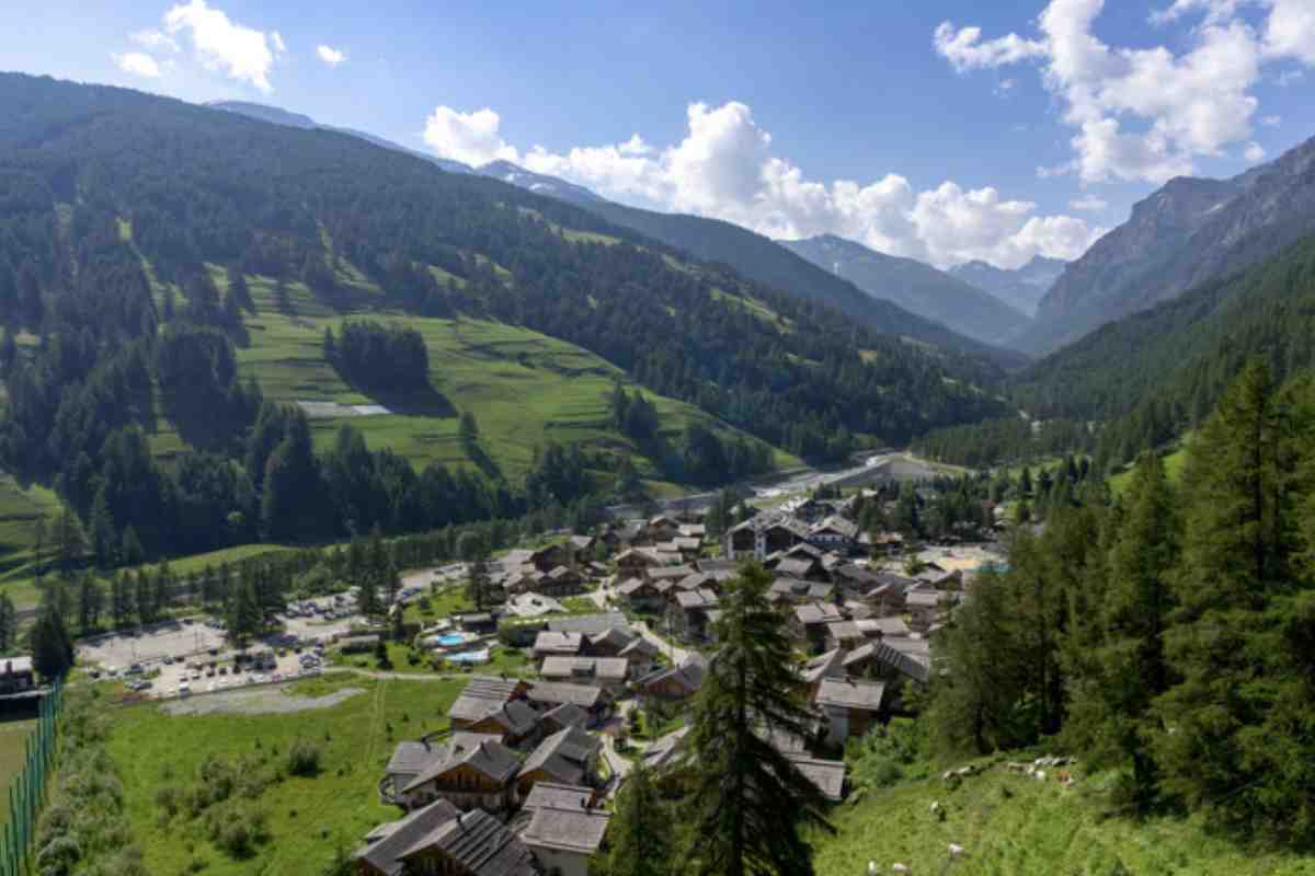 La stagione estiva conferma la versatilità di Sestriere come meta di sport e relax. Oltre all’alta quota che garantisce temperature miti e un clima piacevole