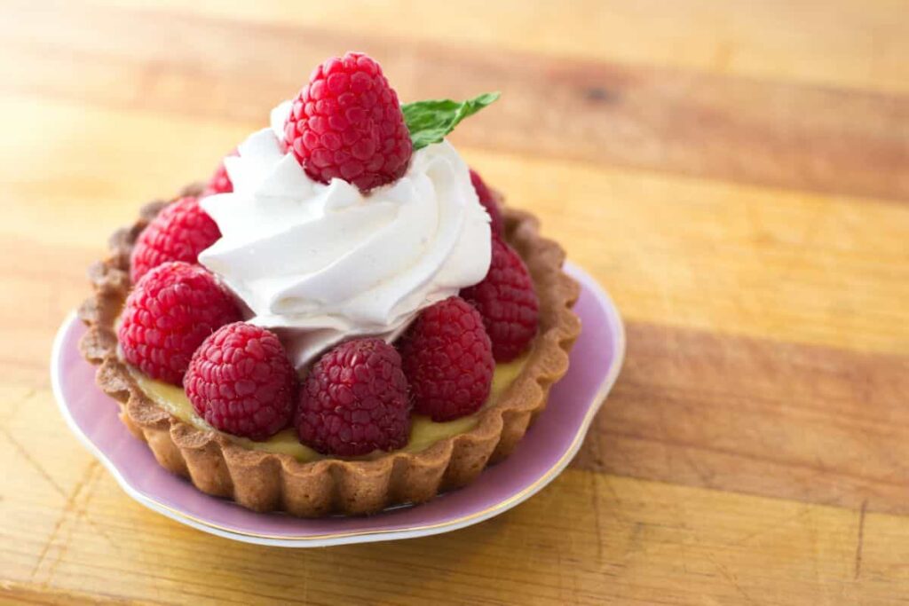 ricetta crostata panna e lampone