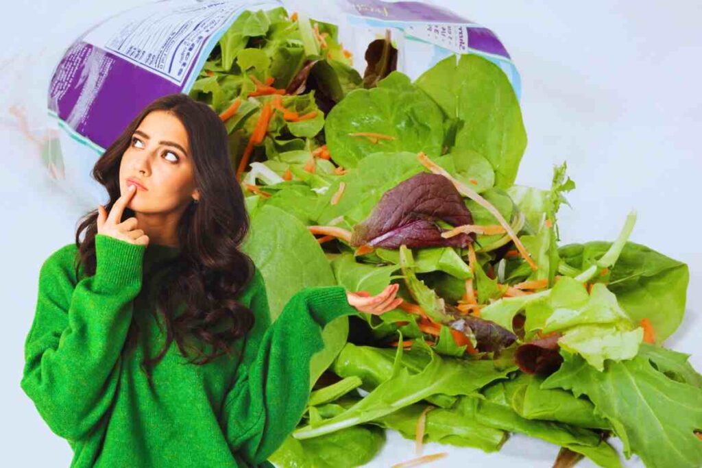 cosa c'è dietro l'insalata in busta?