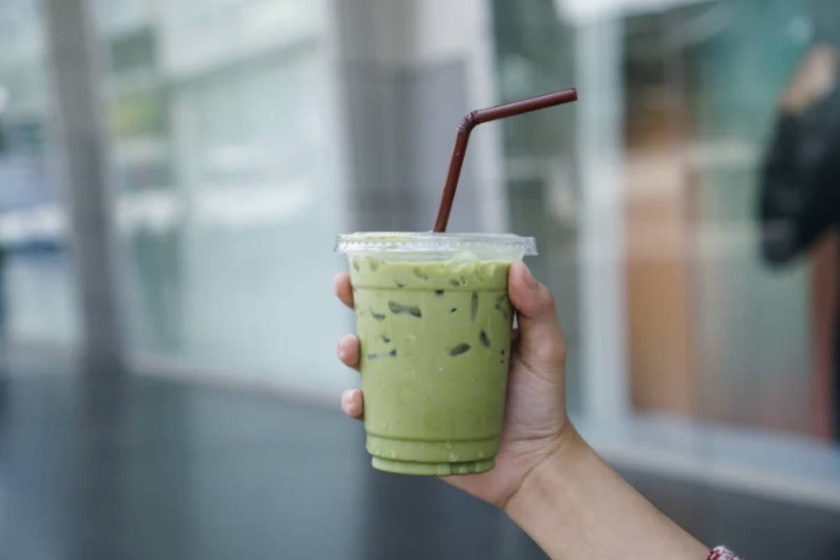 Nonostante la sua crescente diffusione globale, il matcha conserva un profondo legame con la tradizione giapponese