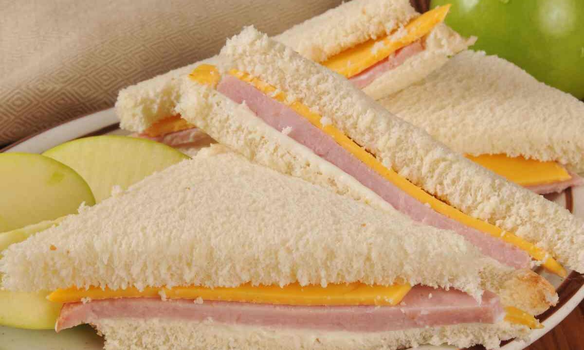 A casa avevo solo del pan carrè e delle sottilette, mi è uscita una cena stellata