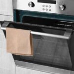 non mettere strofinaccio su sportello forno