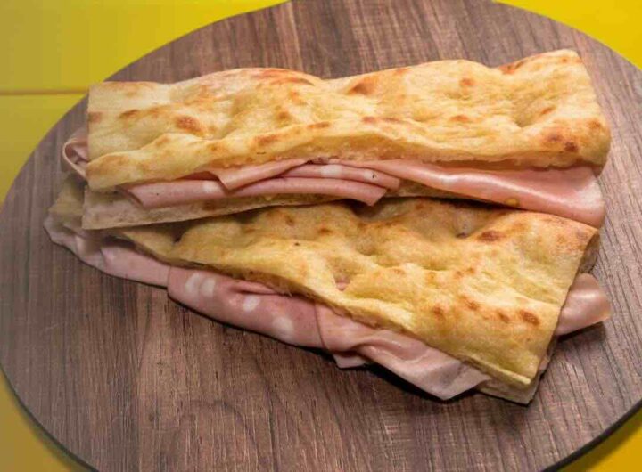 Pizza bianca ripiena